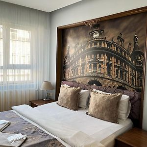 Camera standard con letto king size